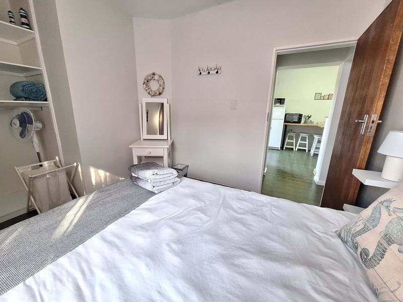 7 Bedroom Property for Sale in Bay View Western Cape